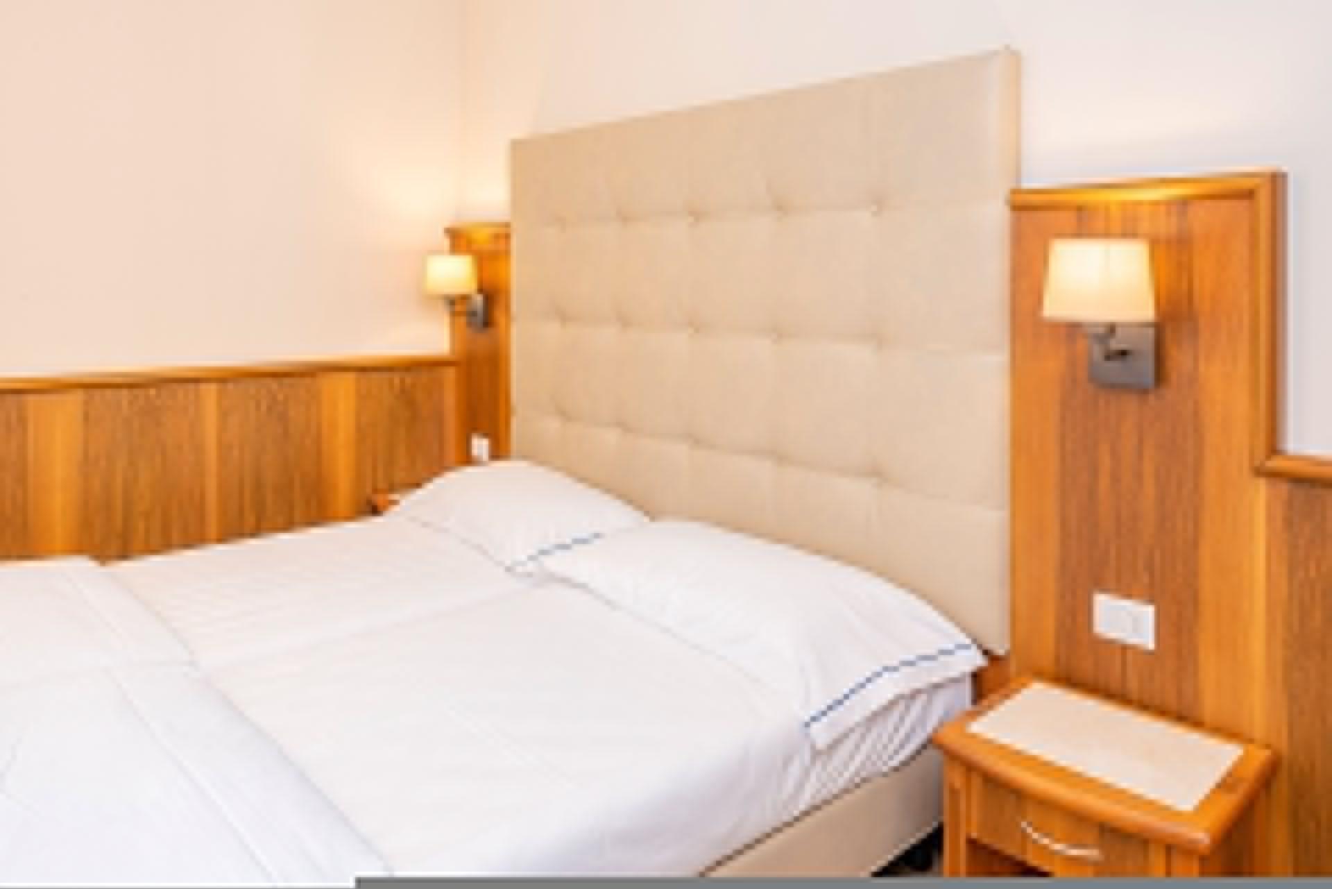 Hotel Centrale Garde Extérieur photo